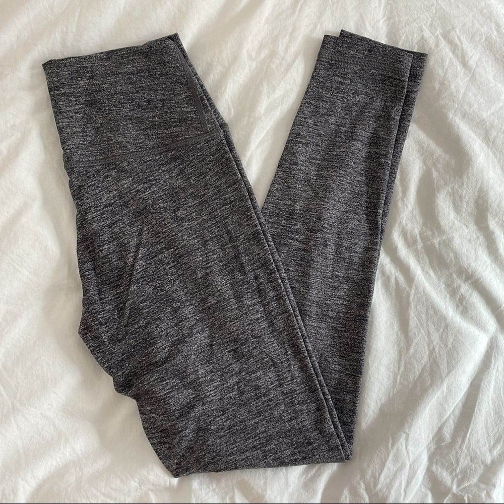 Lululemon wunder under black patterned leggings 28”